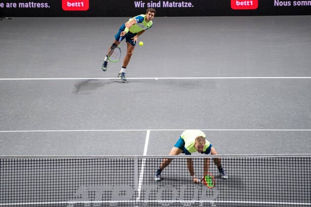 Im Andreas MIES (GER), Kevin KRAWIETZ (GER) Andreas MIES (GER), Kevin KRAWIETZ (GER) vs. Marcus DANIELL (NZL), Philipp OSWALD (AUT), TENNIS, bett1hulks Indoor, 24.10.2020, GER, TENNIS, ATP, Tennis Herren TOUR, bett1hulks Championship, Andreas MIES (GER), Kevin KRAWIETZ (GER) vs. Marcus DANIELL (NZL), Philipp OSWALD (AUT), 24.10.2020 KOELN Copyright: xEibnerxPressefotox xBenjaminxSOELZERx EP_BSO