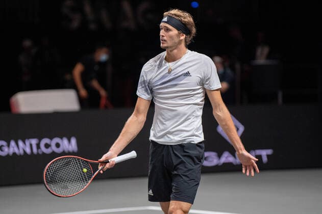 Im Alexander ZVEREV (GER), Alexander ZVEREV (GER) vs. Jannik SINNER (ITA), TENNIS, bett1hulks Indoor, 24.10.2020, GER, TENNIS, ATP, Tennis Herren TOUR, bett1hulks Championship, Alexander ZVEREV (GER) vs. Jannik SINNER (ITA), 24.10.2020 KOELN Copyright: xEibnerxPressefotox xBenjaminxSOELZERx EP_BSO
