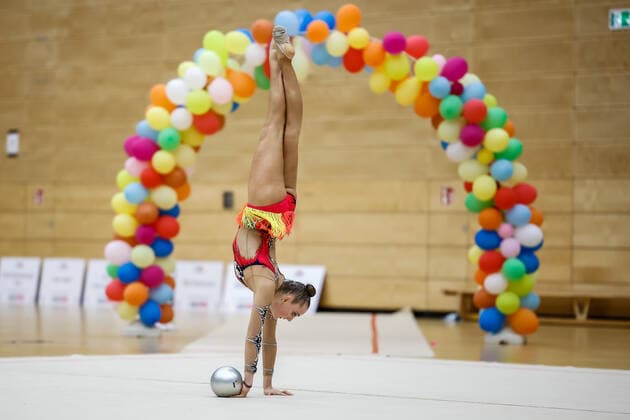 1. Vorrunde der Bundesliga 1+2 in der Rhythmischen Sportgymnastik; 24.10.2020 Margarita Kolosov (Berliner TSC); 1. Vorrunde der Bundesliga 1+2 in der Rhythmischen Sportgymnastik am 24.10.2020 in der Multifunktionshalle der Hermann-Neuberger-Sportschule in Saarbruecken Saarland.