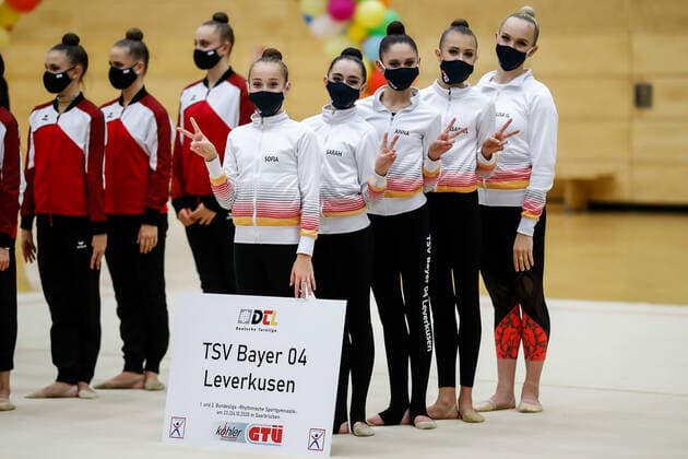 1. Vorrunde der Bundesliga 1+2 in der Rhythmischen Sportgymnastik; 24.10.2020 TSV Bayer 04 Leverkusen (Sarah Geberovitch, Anna Shenenko, Isabell Werner, Sofia Rosenberg, Diana Nemirovski, Aleksandra Podgorsek); 1. Vorrunde der Bundesliga 1+2 in der Rhythmischen Sportgymnastik am 24.10.2020 in der Multifunktionshalle der Hermann-Neuberger-Sportschule in Saarbruecken Saarland.