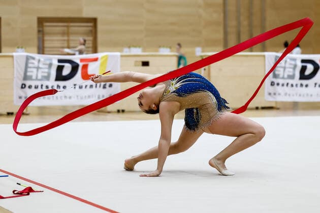 1. Vorrunde der Bundesliga 1+2 in der Rhythmischen Sportgymnastik; 24.10.2020 Elisa Schnorr (SSC Karlsruhe e.V.); 1. Vorrunde der Bundesliga 1+2 in der Rhythmischen Sportgymnastik am 24.10.2020 in der Multifunktionshalle der Hermann-Neuberger-Sportschule in Saarbruecken Saarland.