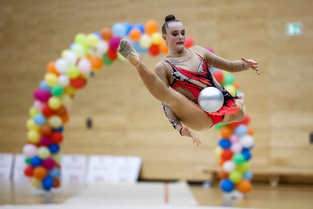 1. Vorrunde der Bundesliga 1+2 in der Rhythmischen Sportgymnastik; 24.10.2020 Margarita Kolosov (Berliner TSC); 1. Vorrunde der Bundesliga 1+2 in der Rhythmischen Sportgymnastik am 24.10.2020 in der Multifunktionshalle der Hermann-Neuberger-Sportschule in Saarbruecken Saarland.