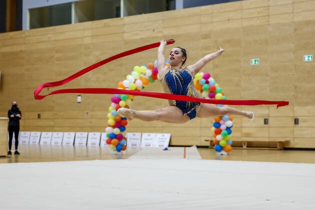 1. Vorrunde der Bundesliga 1+2 in der Rhythmischen Sportgymnastik; 24.10.2020 Elisa Schnorr (SSC Karlsruhe e.V.); 1. Vorrunde der Bundesliga 1+2 in der Rhythmischen Sportgymnastik am 24.10.2020 in der Multifunktionshalle der Hermann-Neuberger-Sportschule in Saarbruecken Saarland.