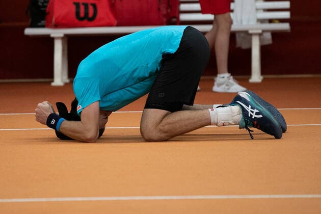 Marc-Andrea Huesler(SUI) jubelt nach dem Sieg, Jubel, Freude, Emotion, Finale, Endspiel Tennis - Wolffkran Open - ATP, Tennis Herren Challenger - TC Ismaning - Ismaning - Bavaria - Germany - 25 October 2020. Â Copyright: xJuergenxHasenkopfx