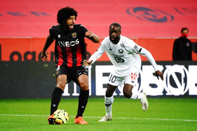 Dante (OGC Nice) - Jonathan Ikone (Lille) FOOTBALL : OGC Nice vs Lille - Nice - 25 10 2020 NorbertScanella PanoramiC 