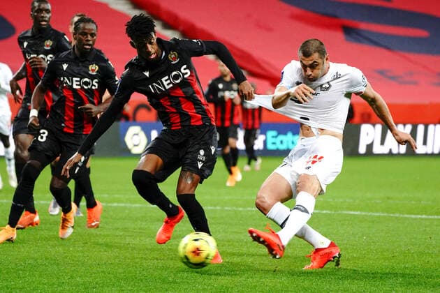 Burak Ylmaz (Lille) - Robson Bambu (OGC Nice) FOOTBALL : OGC Nice vs Lille - Nice - 25 10 2020 NorbertScanella PanoramiC 