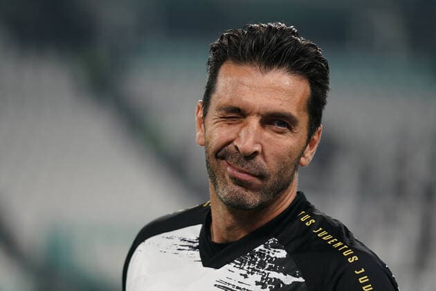Bilder des Jahres 2020, Sport 10 Oktober Sport Themen der Woche KW43 Sport Bilder des Tages Gianluigi Buffon of Juventus Fc during Juventus FC vs Hellas Verona FC, Italian soccer Serie A match in turin, Italy, October 25 2020  Copyright: xLM AlessioxMorgesex xIPAx xLivexMediax 0
