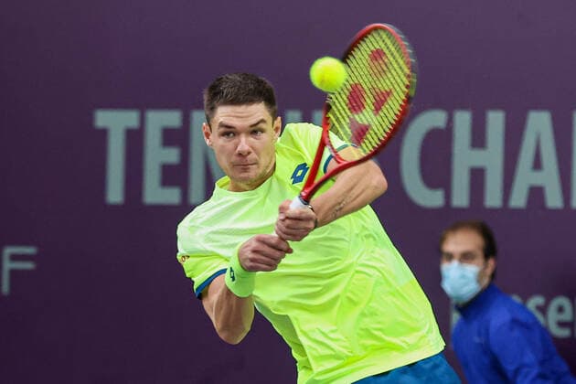Im Bild: Kamil Majchrzak (POL) TENNIS CHALLENGER HAMBURG - presented by TANNENHOF, Hamburg, Hamburger Tennisverban, 26.10.2020,