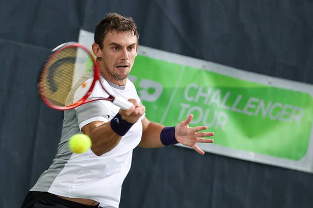 Im Bild: Henri Laaksonen (SUI) TENNIS CHALLENGER HAMBURG - presented by TANNENHOF, Hamburg, Hamburger Tennisverban, 26.10.2020,