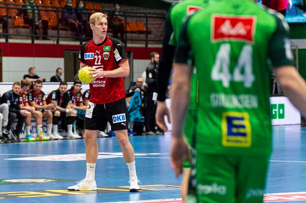 25.10.2020 - Handball, 2020 2021, 1. Bundesliga, 5. Spieltag, GWD Minden - Füchse Berlin: Marian Michalczik (Berlin) Lübbecke Nordrhein-Westfalen Deutschland Kreissporthalle