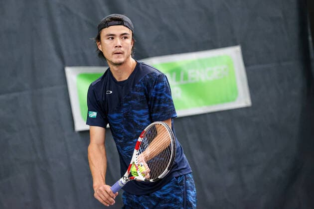 Im Bild: Taro Daniel (JPN) 2 TENNIS CHALLENGER HAMBURG - presented by TANNENHOF, Hamburg, DTB-Stützpunkt Hamburg, 28.10.2020,