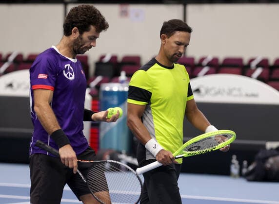 TENNIS - ATP, Tennis Herren Erste Bank Open VIENNA,AUSTRIA,28.OCT.20 - TENNIS - ATP World Tour, Erste Bank Open. Image shows Jean-Julien Rojer (NED) and Raven Klaasen (RSA). GEPAxpictures xWalterxLuger