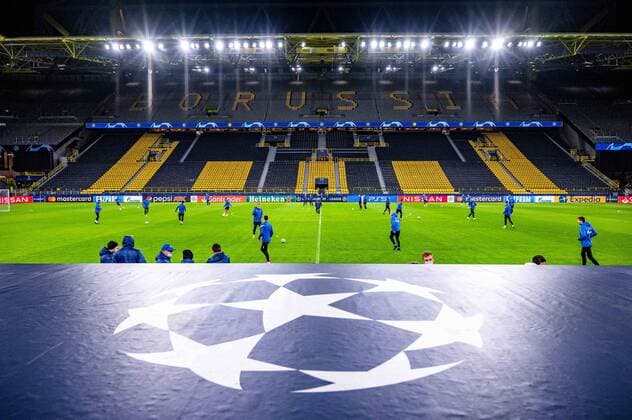 Fußball Champions League Abschlusstraining FK Zenit St. Petersburg am 27.10.2020 im Signal Iduna Park in Dortmund Mannschaft beim Aufwärmen