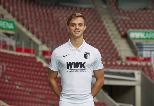 Robert Gumny, FC Augsburg 1907; 1.BL, Porträttermin 2020 2021,