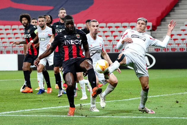 Stanley NSoki (OGC Nice) - Or Dadia (Apoel Beer Sheva FC) FOOTBALL : OGC Nice vs Apoel Beer Sheva FC - Ligue Europa - Nice - 29 10 2020 NorbertScanella PanoramiC 