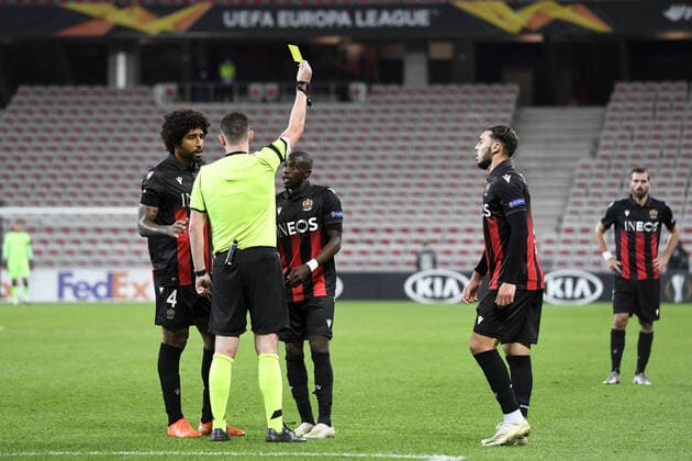 11 AMINE GOUIRI (NICE) - 04 DANTE (NICE) - DECEPTION - CARTON JAUNE FOOTBALL : Nice vs Hapoel Beer Sheva - Ligue Europa - 29 10 2020 FEP Panoramic 