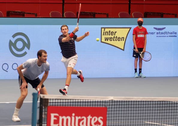 Sport Bilder des Tages TENNIS - ATP, Tennis Herren Erste Bank Open VIENNA,AUSTRIA,30.OCT.20 - TENNIS - ATP World Tour, Erste Bank Open. Image shows Jamie Murray and Neal Skupski (GBR). GEPAxpictures xWalterxLuger