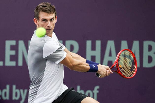 Sport Bilder des Tages Im Bild: Henri Laaksonen (SUI) 6 TENNIS CHALLENGER HAMBURG - presented by TANNENHOF, Hamburg, DTB-Stützpunkt Hamburg, 30.10.2020,
