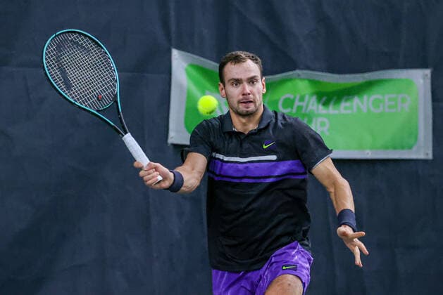 Im Bild: Roman SAFIULLIN (RUS) TENNIS CHALLENGER HAMBURG - presented by TANNENHOF, Hamburg, DTB-Stützpunkt Hamburg, 30.10.2020,