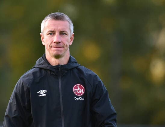 31.10.2020 - Fussball - Saison 2019 2021 - Regionalliga Bayern - 27. Spieltag: 1. FC Nürnberg Nuernberg FCN II U21, U 21 ( Club ) - TSV Aubstadt - OGo - Marek Mintal (Trainer, 1. FC Nürnberg II) nach Spielende *** 31 10 2020 Football Season 2019 2021 Regionalliga Bayern 27 Matchday 1 FC Nürnberg Nuernberg FCN II U21 Club TSV Aubstadt OGo Marek Mintal Trainer, 1 FC Nürnberg II after the end of the match