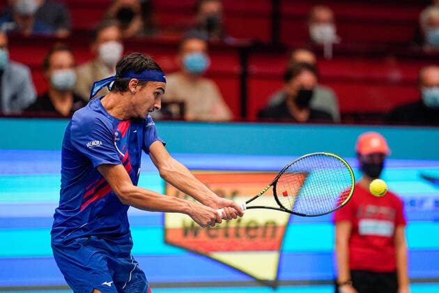 31.10.2020, Stadthalle, Wien, AUT, ATP, Tennis Herren Tour, Erste Bank Open, Halbfinale, im Bild Lorenzo Sonego (ITA) Lorenzo Sonego (ITA) during the semifinal match of Erste Bank Open Tennis Tournament at the Stadthalle in Wien, Austria on 2020 10 31.