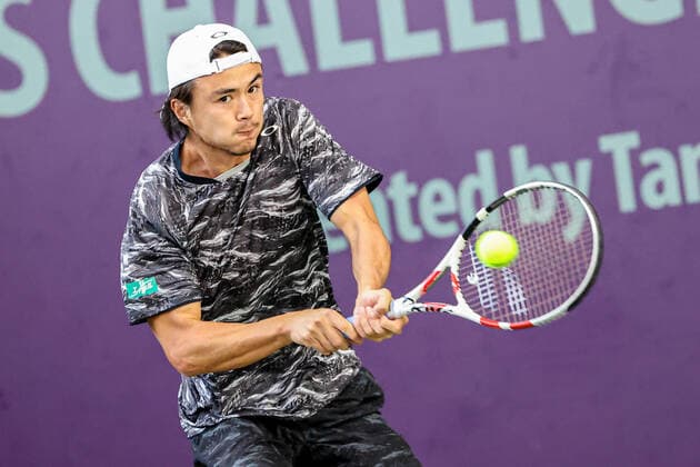 Im Bild: Taro Daniel (JPN) 2 TENNIS CHALLENGER HAMBURG - presented by TANNENHOF, Hamburg, DTB-Stützpunkt Hamburg, 01.11.2020,