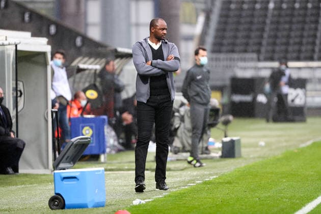 PATRICK VIEIRA (ENTRAINEUR NICE) FOOTBALL : Angers vs Nice - Ligue 1 Uber Eats - 01 11 2020 FEP Panoramic 