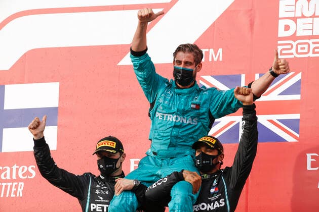 Motorsports: FIA Formula One World Championship, WM, Weltmeisterschaft 2020, Grand Prix of Emilia Romagna, 77 Valtteri Bottas (FIN, Mercedes-AMG Petronas Formula One Team), Leo Stevens (Mercedes-AMG Petronas Formula One Team), 44 Lewis Hamilton (GBR, Mercedes-AMG Petronas Formula One Team), Imola Italy