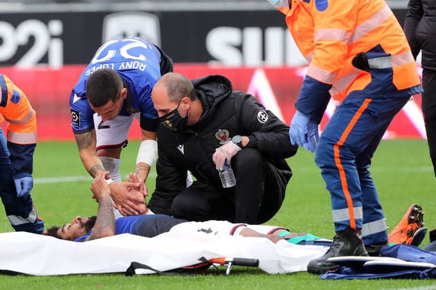 FAIR PLAY - DECEPTION - BLESSURE - 04 DANTE (NICE) - CIVIERE FOOTBALL : Angers vs Nice - Ligue 1 Uber Eats - 01 11 2020 FEP Panoramic 