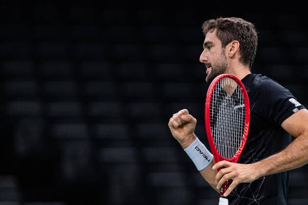Paris, France le 2 novembre 2020 - Reaction du Croate Marin CILIC contre le Canadien Felix AUGER ALIASSIME lors du premier tour de match de tennis en simple masculin au premier jour du tournoi de tennis en salle ATP, Tennis Herren World Tour Masters 1000 - Paris Masters (Paris Bercy) - a l Arena AccorHotels. Marin CILIC of Croatia reacts against Felix AUGER ALIASSIME of Canada during their men s singles first round tennis match on day 1 at the ATP World Tour Masters 1000 - Paris Masters (Paris Bercy) - indoor tennis tournament at The AccorHotels Arena in Paris on November 2, 2020.  Copyright: xAurelienxMorissardx