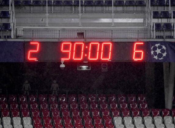 03.11.2020, Fussball Championsleague 2020 2021, Gruppenphase Vorrunde, 3. Spieltag, RB Salzburg - FC Bayern München, in der Red Bull Arena Salzburg. Endstand 2:6 steht auf der Anzeigetafel nach 90 Spielminuten