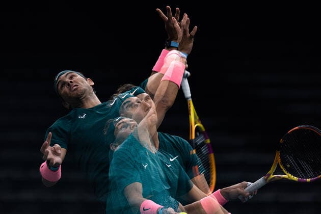 Paris, France le 5 novembre 2020 - L Espagnol Rafael NADAL contre l Australien Jordan THOMPSON lors du 1 8e de finale de tennis en simple masculin au quatrieme jour du tournoi de tennis en salle ATP, Tennis Herren World Tour Masters 1000 - Paris Masters (Paris Bercy) - a l Arena AccorHotels. Rafael NADAL of Spain against Jordan THOMPSON of Australia during their Round of 8 men s singles tennis match on day 4 at the ATP World Tour Masters 1000 - Paris Masters (Paris Bercy) - indoor tennis tournament at The AccorHotels Arena in Paris on November 5, 2020.  Copyright: xAurelienxMorissardx