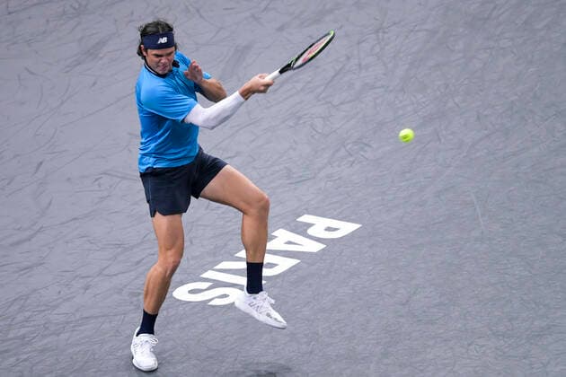 Milos Raonic (Can) TENNIS : Rolex Paris Masters Demi Finale - 07 11 2020 JBAutissier Panoramic 