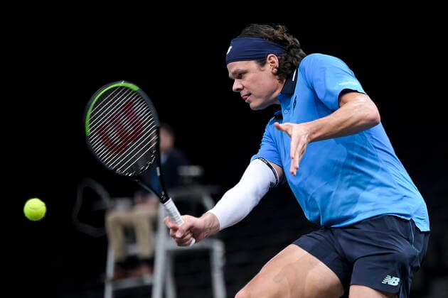 Milos Raonic (Can) TENNIS : Rolex Paris Masters Demi Finale - 07 11 2020 JBAutissier Panoramic 