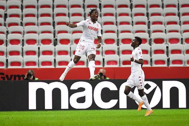 JOIE - 20 AXEL DISASI (MONA) - 32 BENOIT BADIASHILE (MONA) FOOTBALL : Nice vs Monaco - Ligue 1 Uber Eats - 08 11 2020 FEP Panoramic 