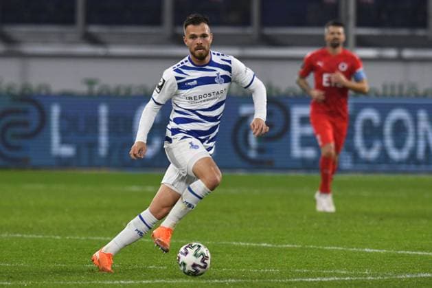 Orhan Ademi ( MSV Duisburg ). 09.11.2020, Fussball, 3. Liga, MSV Duisburg vs FC Viktoria Koeln DFL DFB REGULATIONS PROHIBIT ANY USE OF PHOTOGRAPHS AS IMAGE SEQUENCES AND OR QUASI-VIDEO 09.11.2020, Fussball, 3. Liga, MSV Duisburg vs FC Viktoria Koeln Duisburg *** Orhan Ademi MSV Duisburg 09 11 2020, Football, 3 League, MSV Duisburg vs FC Viktoria Koeln DFL DFB REGULATIONS PROHIBIT ANY USE OF PHOTOGRAPHS AS IMAGE SEQUENCES AND OR QUASI VIDEO 09 11 2020, Football, 3 League, MSV Duisburg vs FC Viktoria Koeln Duisburg Copyright: xThomasxThienelx Eibner-Pressefotox EP_ttl