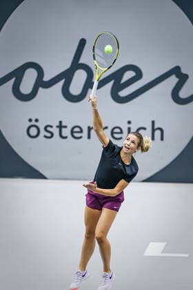 TENNIS - WTA, Tennis Damen Upper Austria Ladies Linz LINZ,AUSTRIA,10.NOV.20 - TENNIS - WTA Tour, Upper Austria Ladies Linz. Image shows Barbara Haas (AUT) during warm up. GEPAxpictures xManfredxBinder