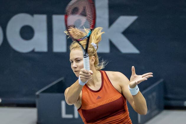 TENNIS - WTA, Tennis Damen Upper Austria Ladies Linz LINZ,AUSTRIA,10.NOV.20 - TENNIS - WTA Tour, Upper Austria Ladies Linz. Image shows Stefanie Voegele (SUI). GEPAxpictures xManfredxBinder