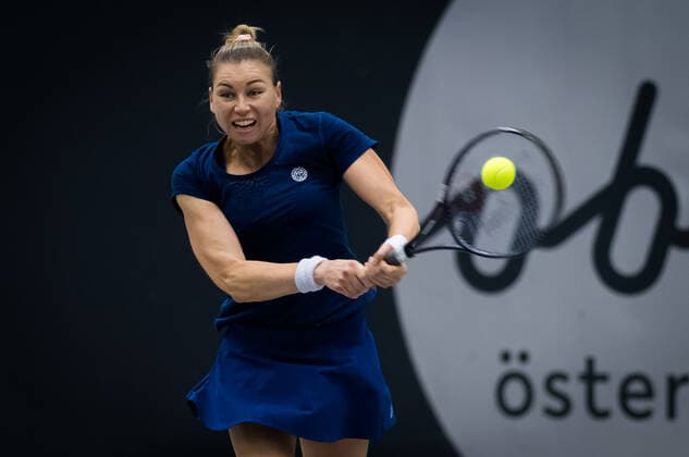 November 10, 2020, Linz, AUSTRIA: Vera Zvonareva of Russia in action during the first round at the 2020 Upper Austria Ladies Linz WTA, Tennis Damen International tennis tournament against Marta Kostyuk of the Ukraine Linz AUSTRIA - ZUMAa181 20201110_zaa_a181_215 Copyright: xRobxPrangex