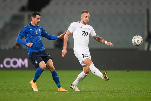 Photo LaPresse - Fabio Ferrari November 11, 2020 Firenze, Italy soccer Italy vs Estonia - Friendly match - & x2018;Artemio Franchi Stadium. In the pic:Kevin Lasagna (Italy)Ainsalu (Estonia)  Copyright: xFabioxFerrari LaPressex