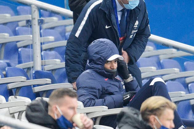 MBAPPE KYLIAN (France) en tribune FOOTBALL : France vs Finlande - Match Amical - stade de France - 11 11 2020 JBAutissier Panoramic 