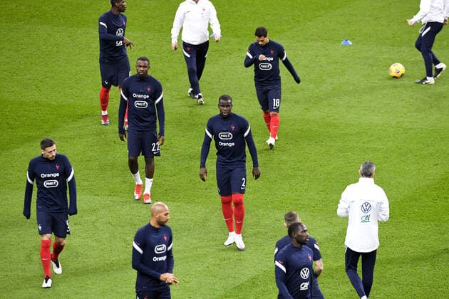 ECHAUFFEMENT - 22 MARCUS THURAM (FRA) - 02 KURT ZOUMA (FRA) FOOTBALL : France vs Finlande - Match Amical - 11 11 2020 FEP Panoramic 