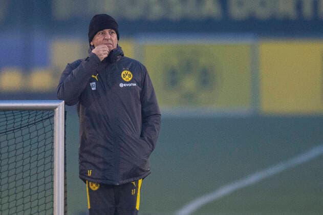 Fußball: 1. Bundesliga, Saison 2020 2021, Training von Borussia Dortmund am 11.11.2020 in Dortmund Brackel (Nordrhein-Westfalen). Lucien Favre (Trainer Dortmund) Copyright: xNoahxWedel Kirchner-Mediax