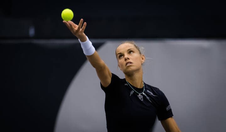 November 12, 2020, Linz, AUSTRIA: Arantxa Rus of the Netherlands in action during the second round at the 2020 Upper Austria Ladies Linz WTA, Tennis Damen International tennis tournament against Veronika Kudermetova of Russia Linz AUSTRIA - ZUMAa181 20201112_zaa_a181_084 Copyright: xRobxPrangex