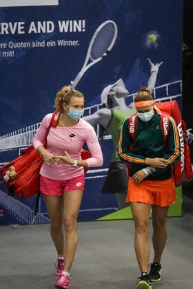 TENNIS - WTA, Tennis Damen Upper Austria Ladies Linz LINZ,AUSTRIA,13.NOV.20 - TENNIS - WTA Tour, Upper Austria Ladies Linz. Image shows Katerina Siniakova and Lucie Hradecka (CZE). GEPAxpictures xManfredxBinder