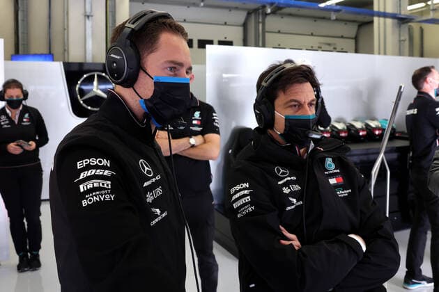 Motorsports: FIA Formula One World Championship, WM, Weltmeisterschaft 2020, Grand Prix of Turkey Motorsports: FIA Formula One World Championship 2020, Grand Prix of Turkey, Stoffel Vandoorne (BEL), Toto Wolff (AUT, Mercedes AMG Petronas Motorsport),