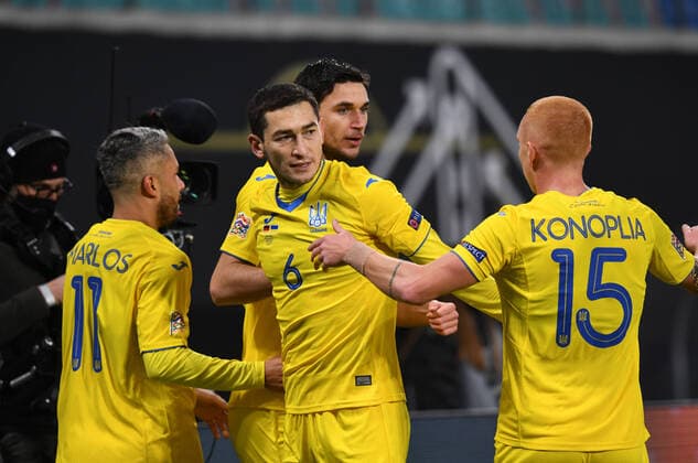 Fussball, Herren, Saison 2020 21, Nations League (Liga A, Gruppe 4, 5. Spieltag) in Leipzig, Deutschland - Ukraine, v. l. Marlos (Ukraine), Taras Stepanenko (Ukraine), Yukhym Konoplya (Ukraine), Jubel nach Tor zum 0:1, 14.11. 2020, Copyright: xMatthiasxKochx