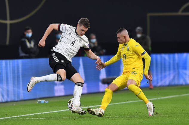 Fussball, Herren, Saison 2020 21, Nations League (Liga A, Gruppe 4, 5. Spieltag) in Leipzig, Deutschland - Ukraine, v. l. Matthias Ginter (Deutschland), Aleksandr Zubkov (Ukraine), 14.11. 2020, Copyright: xMatthiasxKochx