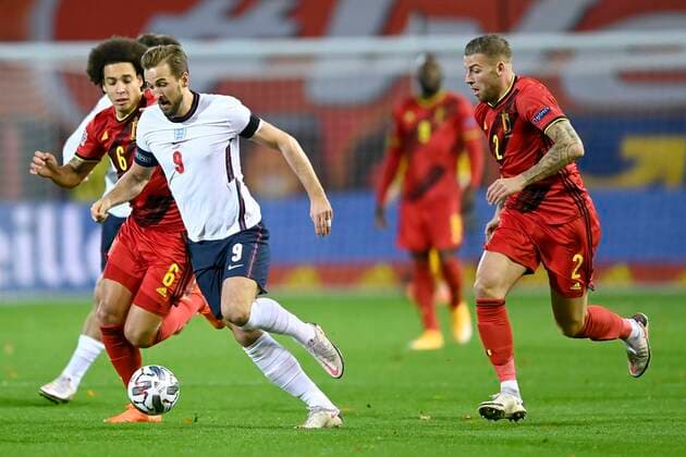 LEUVEN, BELGIUM - NOVEMBER 15 : Harry Kane forward of England is challenged by Axel Witsel midfielder of Belgium and Toby Alderweireld defender of Belgium during the UEFA Nations League match group stage final tournament - League A - Group 2 between Belgium and England on November 15, 2020 in Leuven, Belgium, 15 11 2020 ( Photo by Nico Vereecken Photo News FOOTBALL : UEFA Nations League - League A - Group 2 - Belgique vs Angleterre - 15 11 2020 PHOTONEWS PANORAMIC 