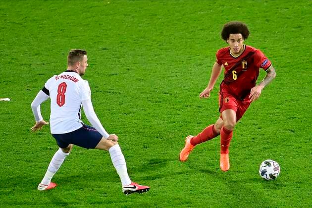 LEUVEN, BELGIUM - NOVEMBER 15 : Axel Witsel midfielder of Belgium battles for the ball with Jordan Henderson midfielder of England during the UEFA Nations League match group stage final tournament - League A - Group 2 between Belgium and England on November 15, 2020 in Leuven, Belgium, 15 11 2020 ( Photo by Peter De Voecht Photonews FOOTBALL : UEFA Nations League - League A - Group 2 - Belgique vs Angleterre - 15 11 2020 PHOTONEWS PANORAMIC 